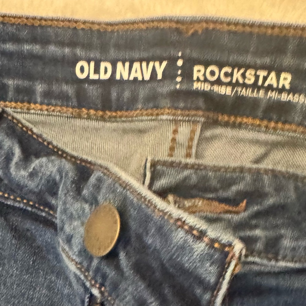 Old Navy Blue Jeans with Floral Embroidery - Picture 6 of 7